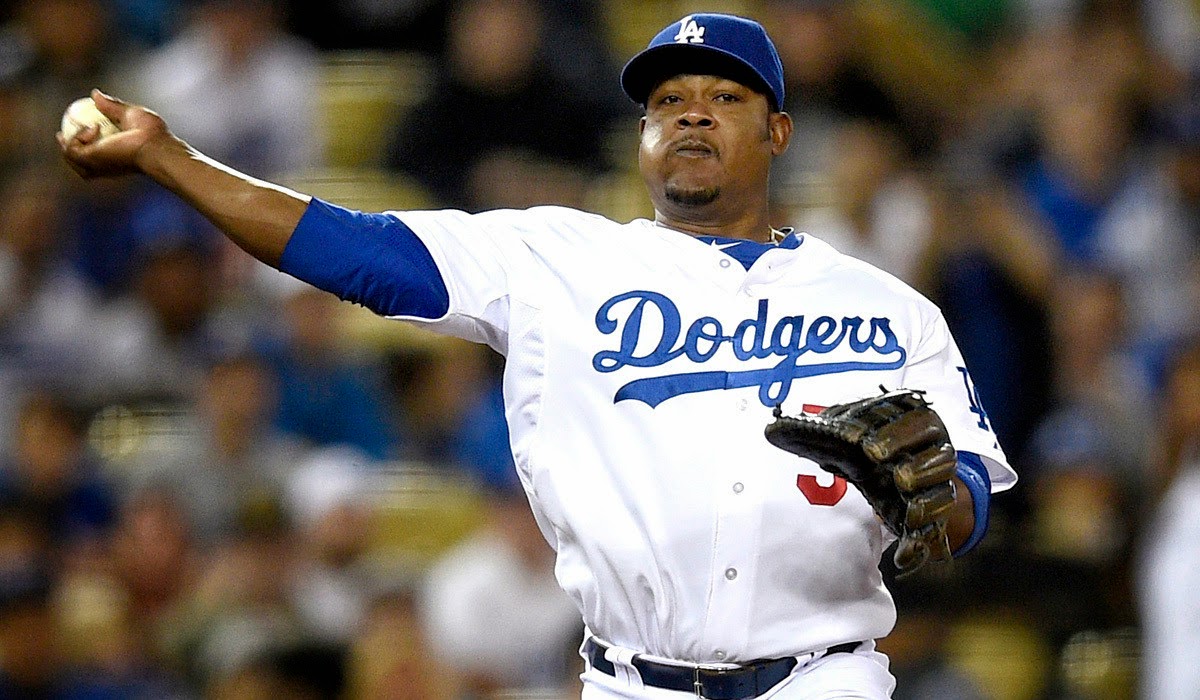 why do baseball players chew tobacco