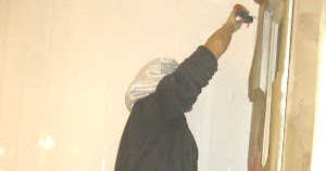 KP decor studio: Reformar el baño con pintura de azulejos