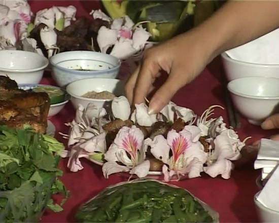 [Image: mon-nom-hoa-ban-5.jpg]