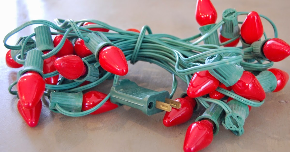 Lemons to Lovelys What To Do With An Old Strand Of Christmas Lights