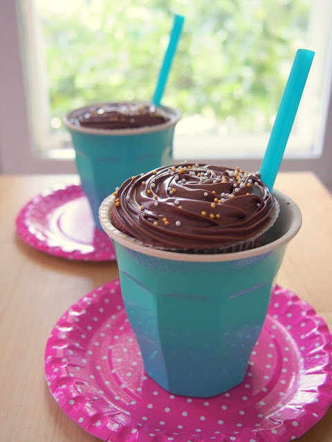 Täydellisen täyteläiset suklaamuffinit