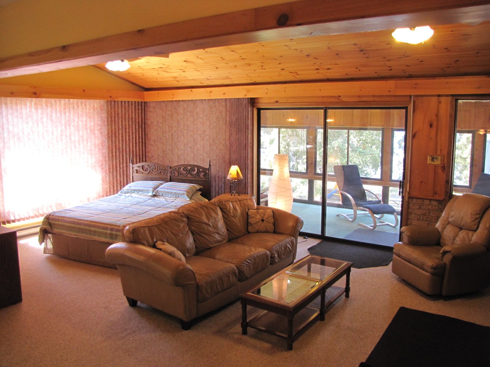 Massage Hot Tub Wood Fireplace Retreat Muskoka Cottage Rentals