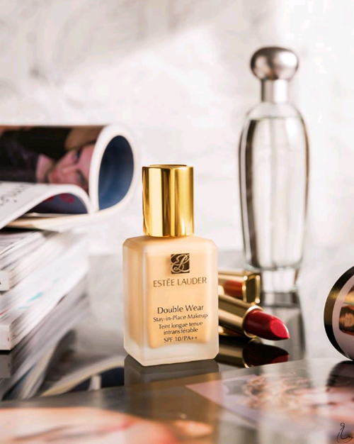 The Swanple Free Sample Estee Lauder Double Wear foundation