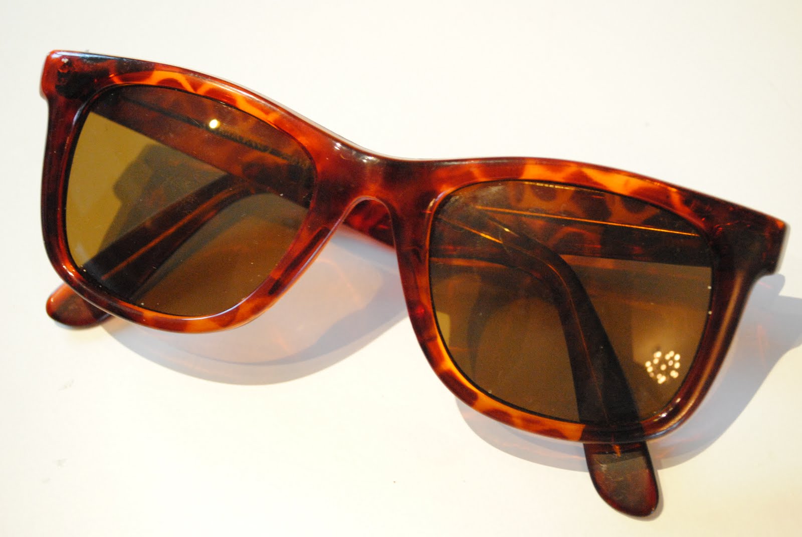 Best Vintage Finds 8 Tortoise Shell Sunglasses Bang on Style