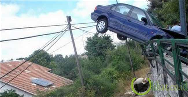 Terbang Dari Jembatan Terbang Dari Jembatan