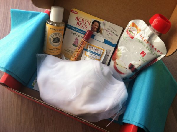 Bluum Box Review - 2012 October - Mom and Baby Monthly Subscription Boxes