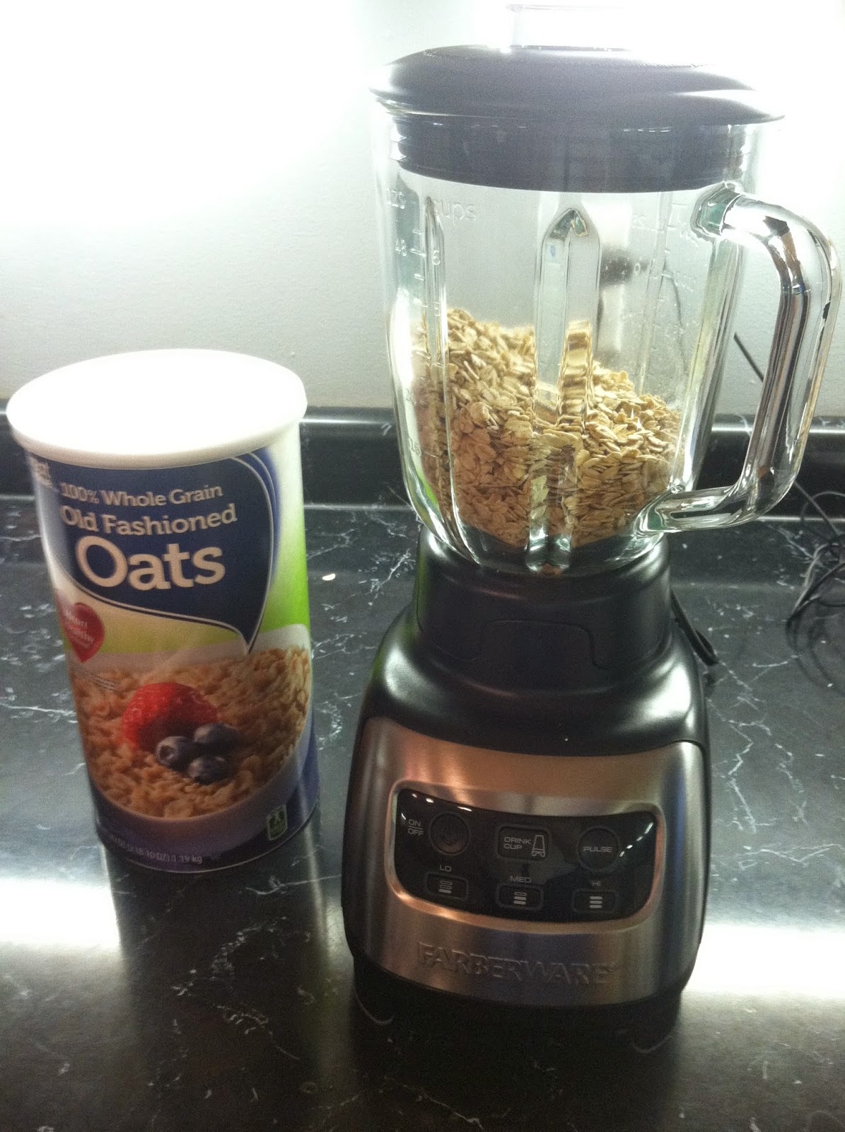 The Smart Momma DIY Oatmeal Bath