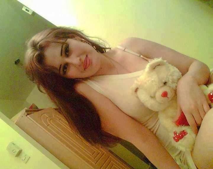 Sexy arab girl with a doll | Leaked Self Shot Pics