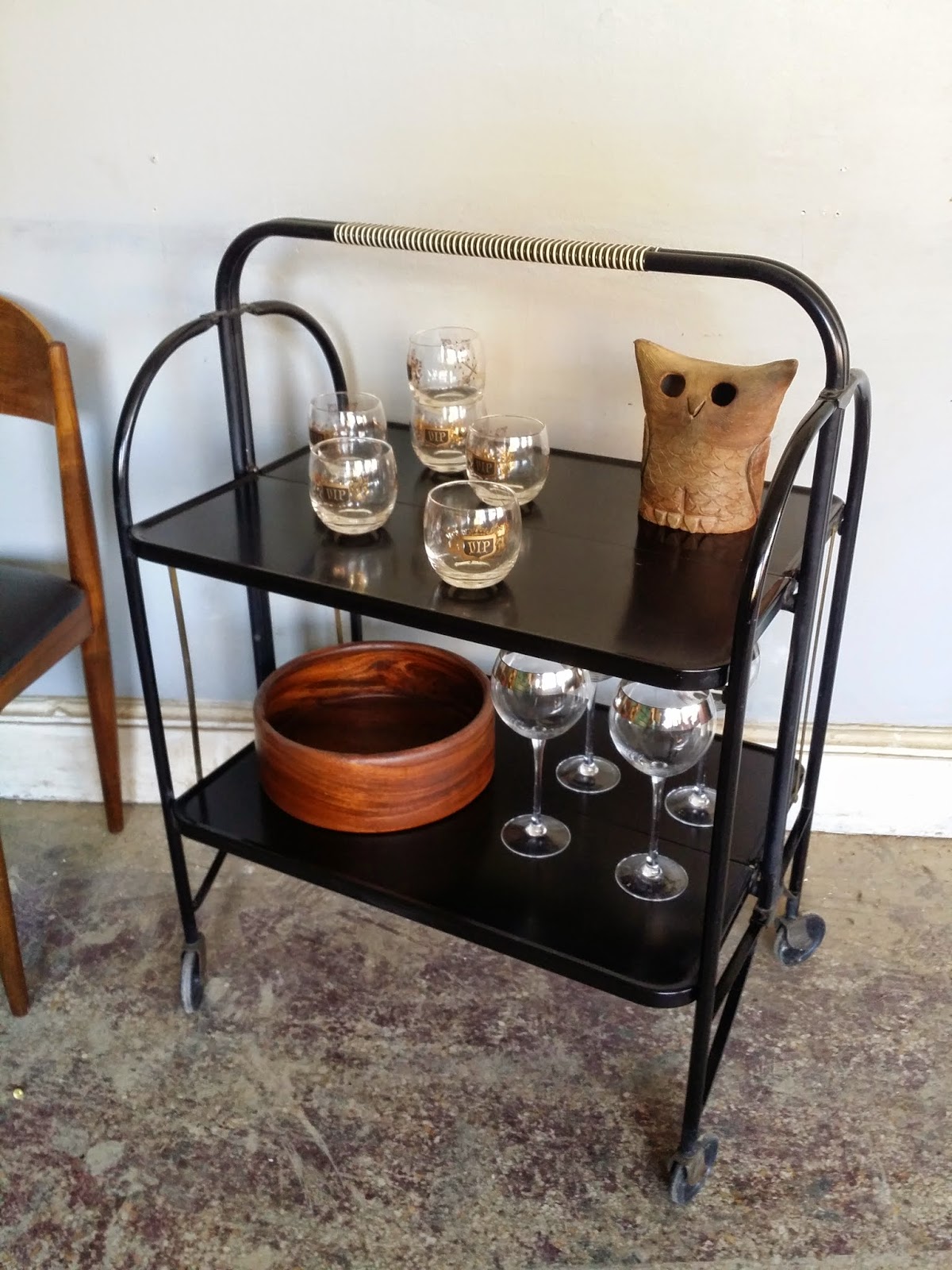 Vintage Ground Mid Century / Retro Bar Cart