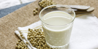 Beberapa Manfaat Dari Minum Susu Kedelai