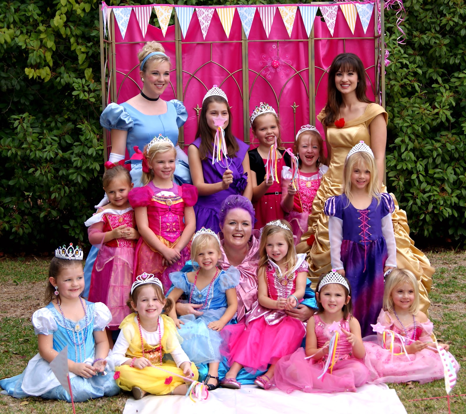 Kami Buchanan Custom Designs 4th Birthday Party for a Princess
