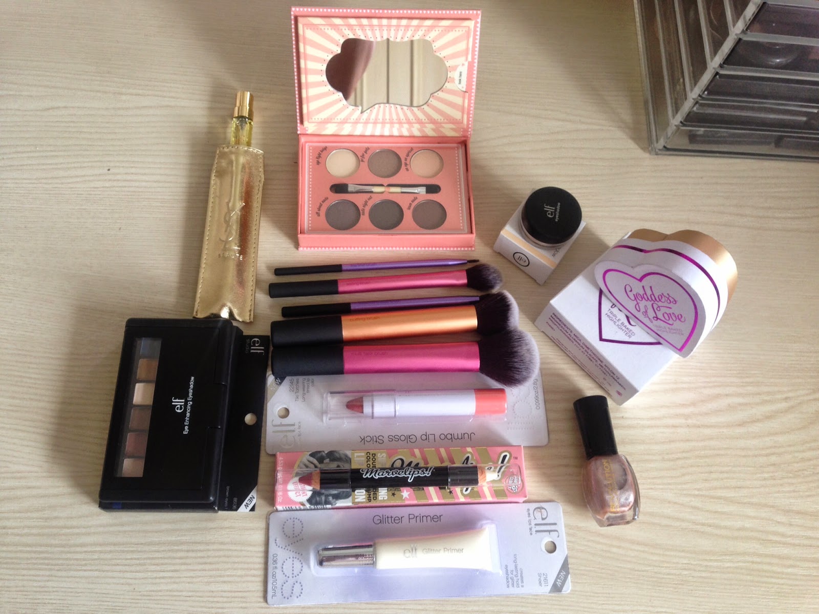 Giveaway Goodie Bag Preview! Jasmine Talks Beauty