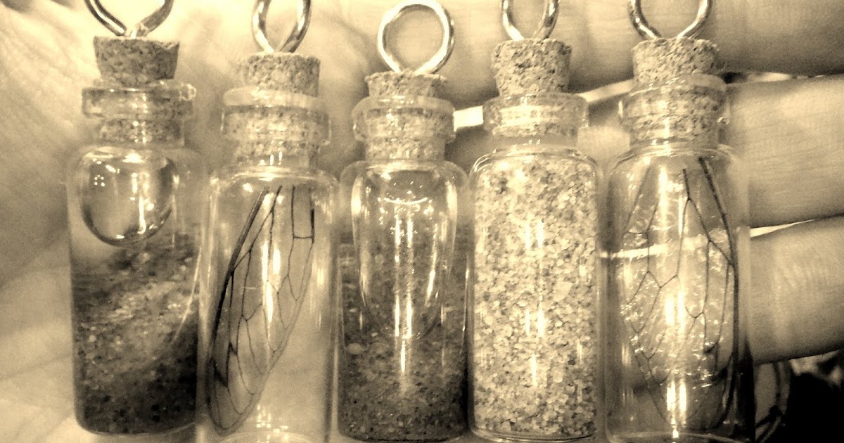 EARTHSHINE I love little glass bottles