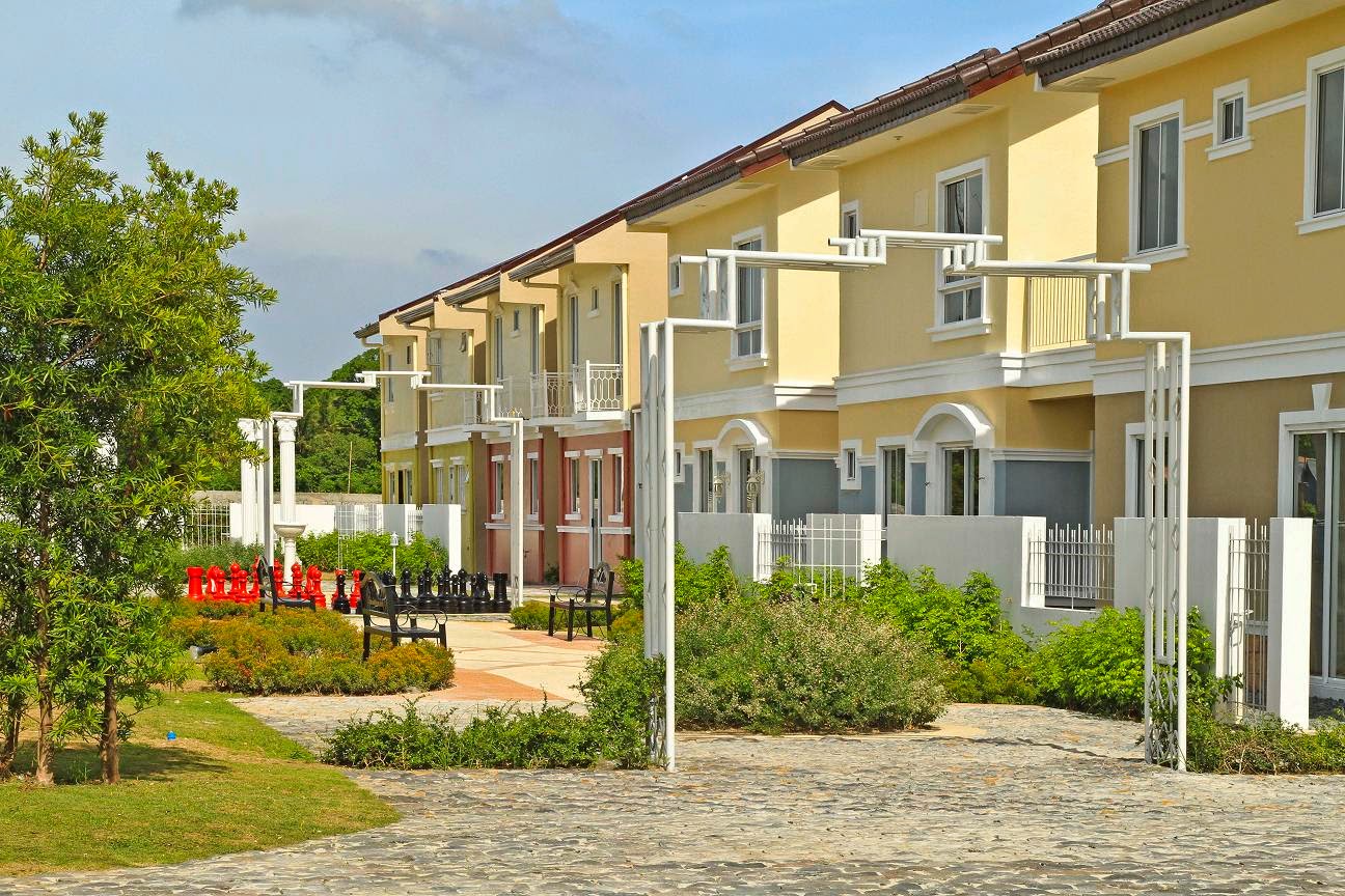 House & Lot For Sale in Lancaster New City Cavite