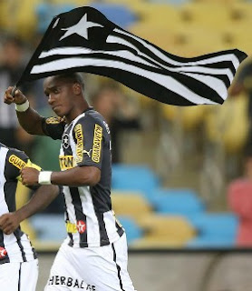 Barcelona quer contratar Hyuri mas oferece mixaria ao Botafogo
