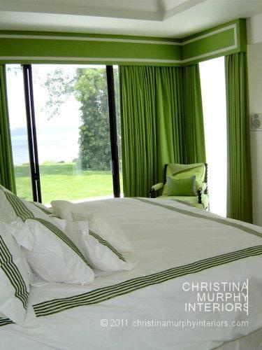 Christina+Murphy+green+white+bedroom.jpg