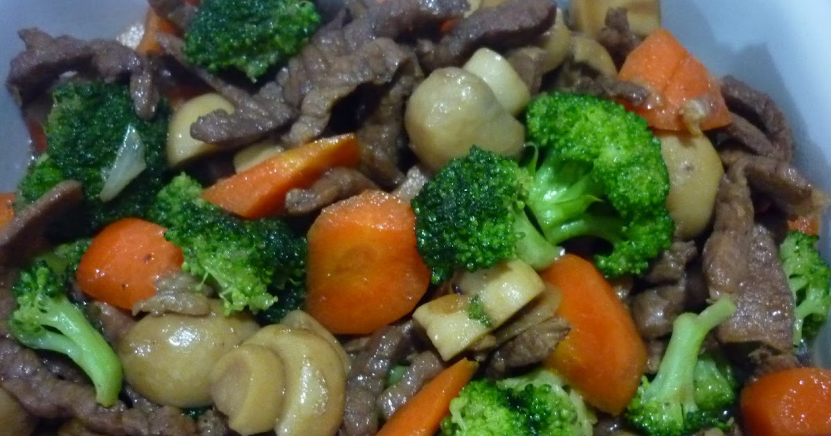 Lia's Food Journey Stirfried Broccoli, Carrots and Mushrooms with Beef