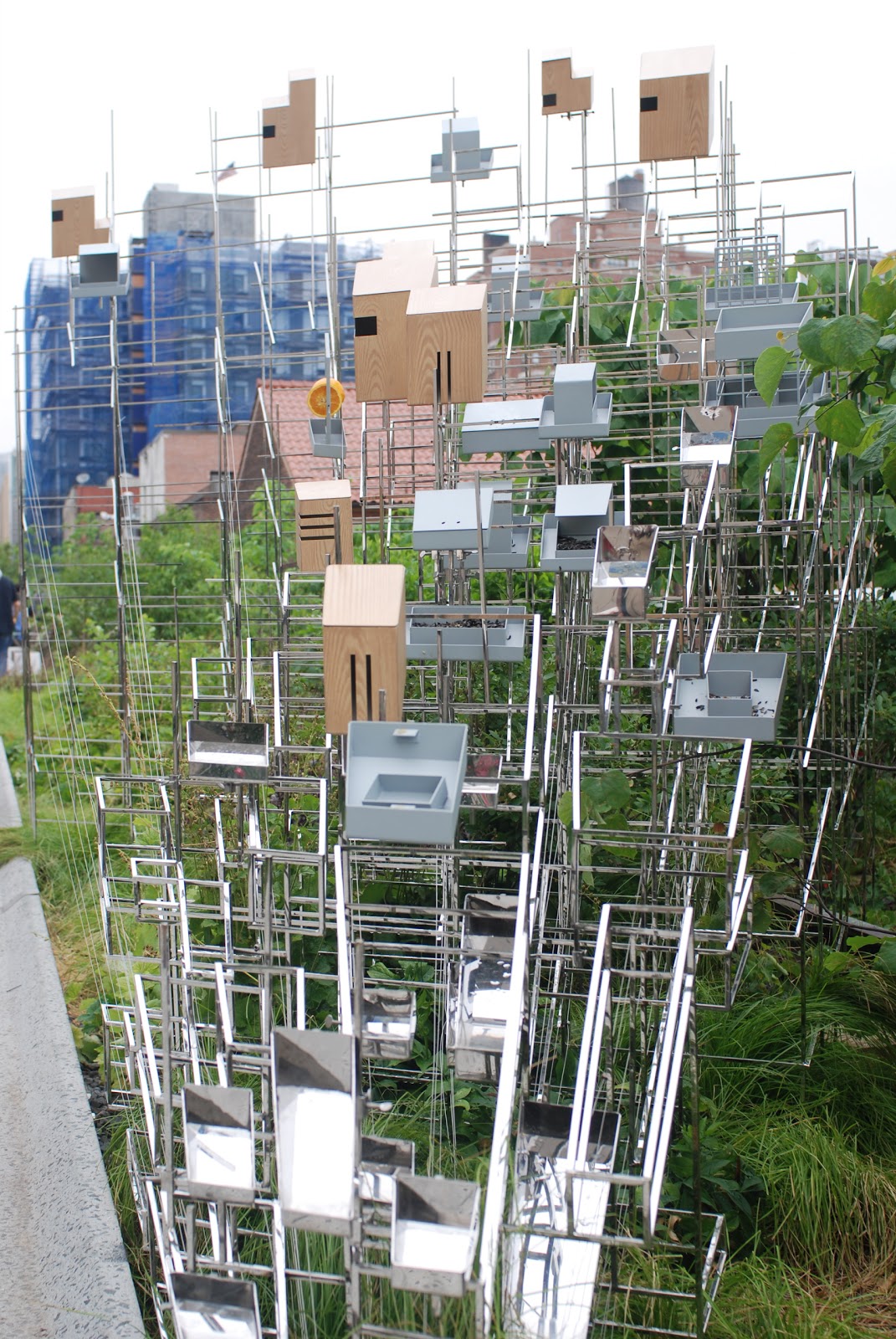 NYC ♥ NYC Sarah Sze's Bird Feeder Art At High Line Park Phase 2