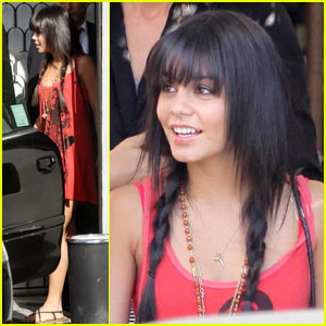 Vanessa Hudgens Hair, Long Hairstyle 2011, Hairstyle 2011, New Long Hairstyle 2011, Celebrity Long Hairstyles 2022
