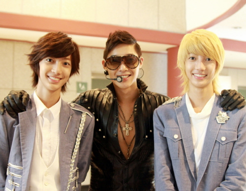 クリックすると新しいウィンドウで開きます