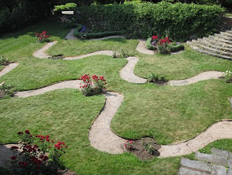 #26 Garden Design Ideas