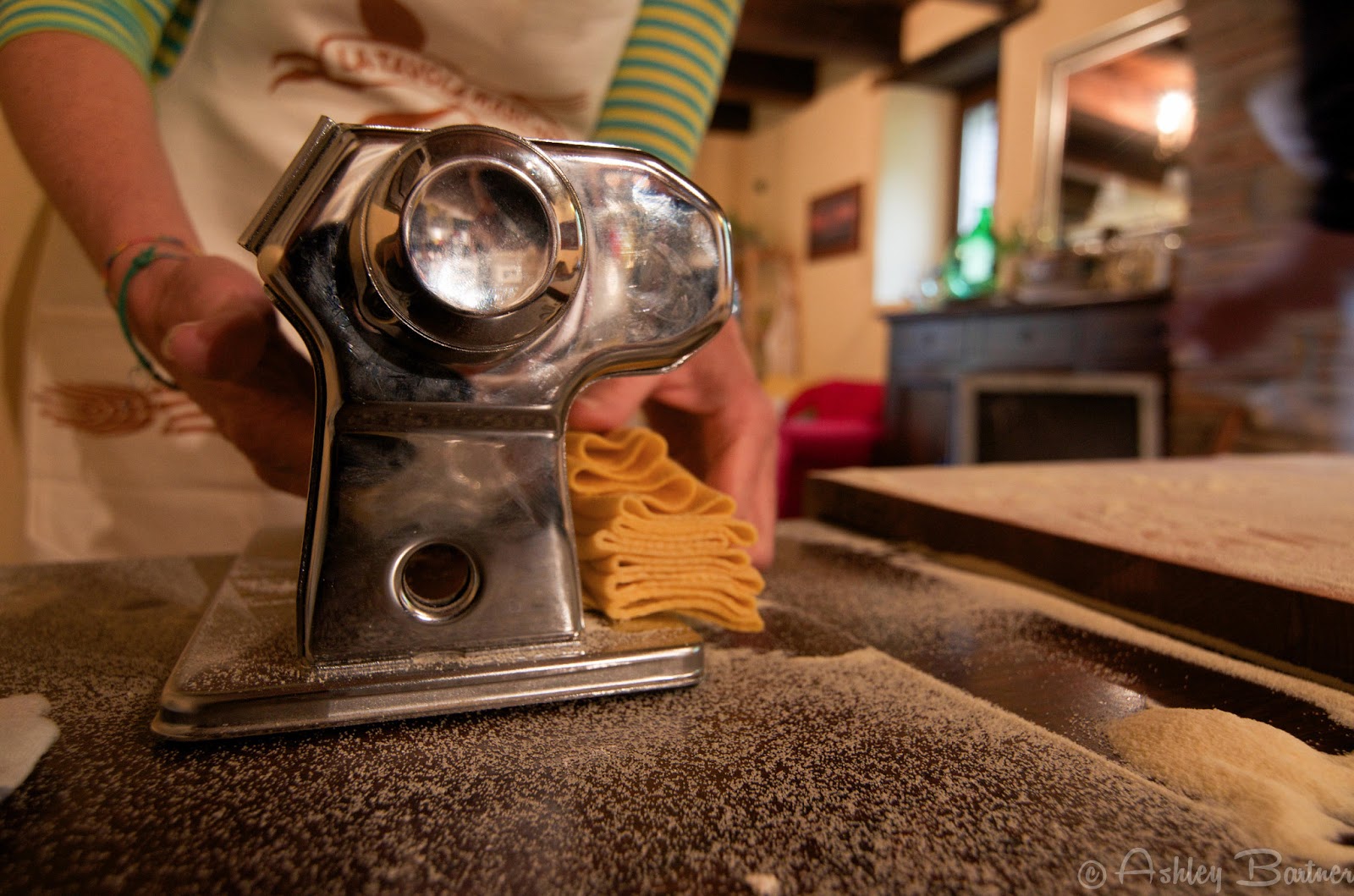 La Tavola Marche {Podcast from Italy} The Pasta Machine vs. The