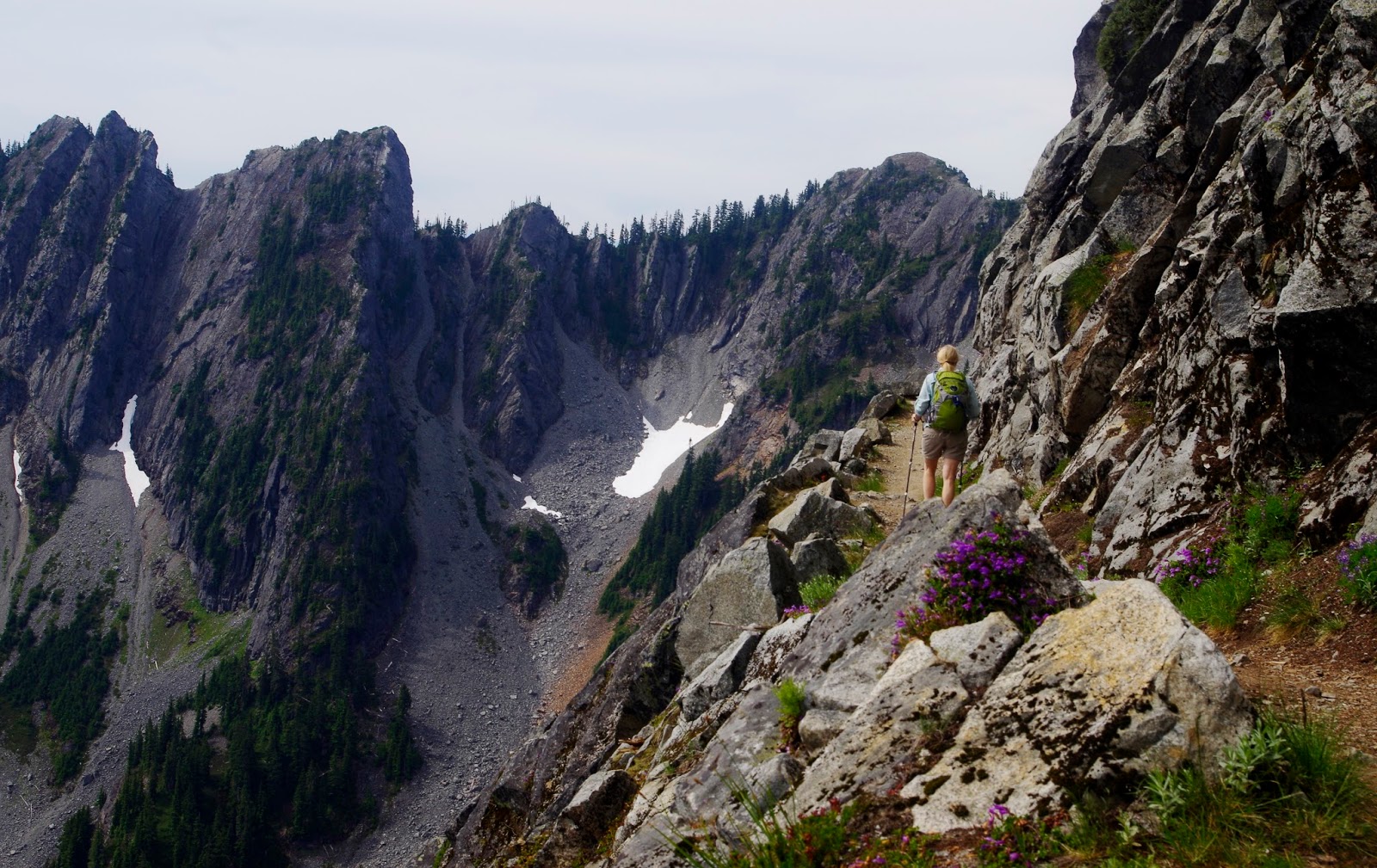 Pacific Northwest Seasons Into the Alpine Lakes Wilderness Kendall