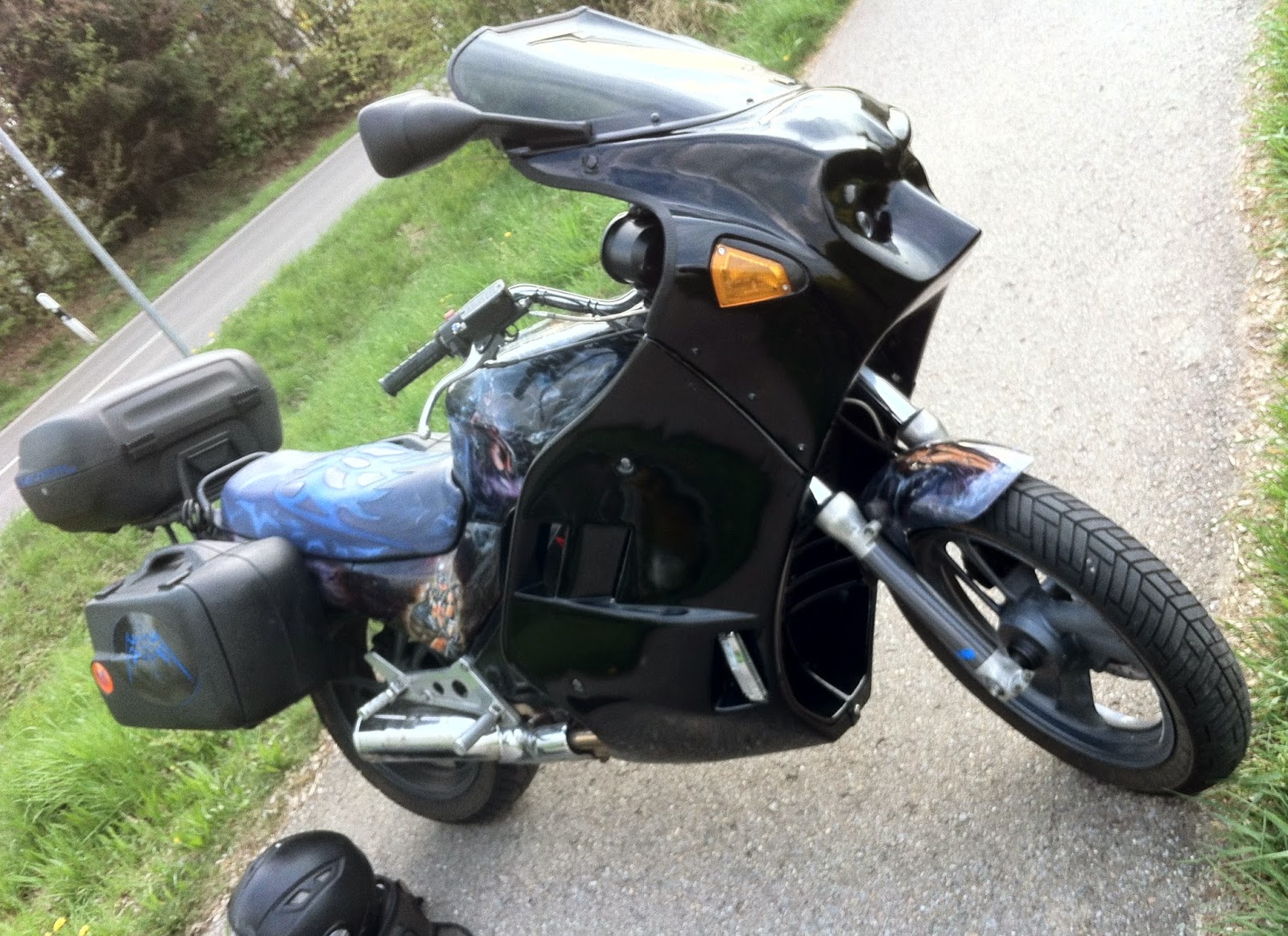 Airbrush NTV 650 Honda Bat-Bike 01 Motorrad