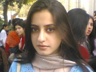 Pakistani Girl on Pakistani Girls