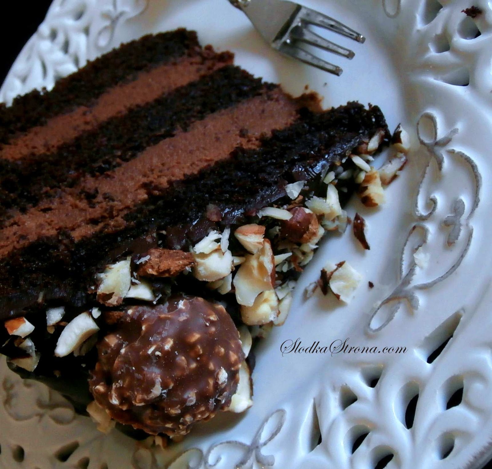 tort czekoladowo orzechowy