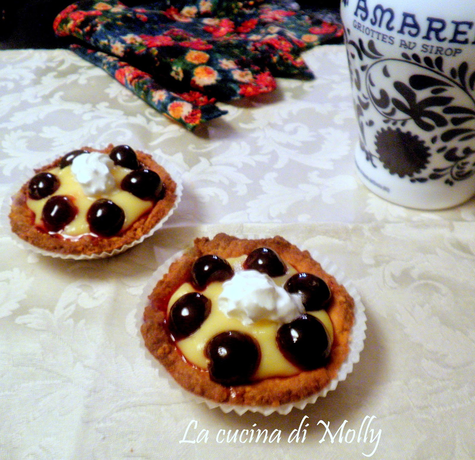 CROSTATINE ALL'AMARENA E CREMA PASTICCERA