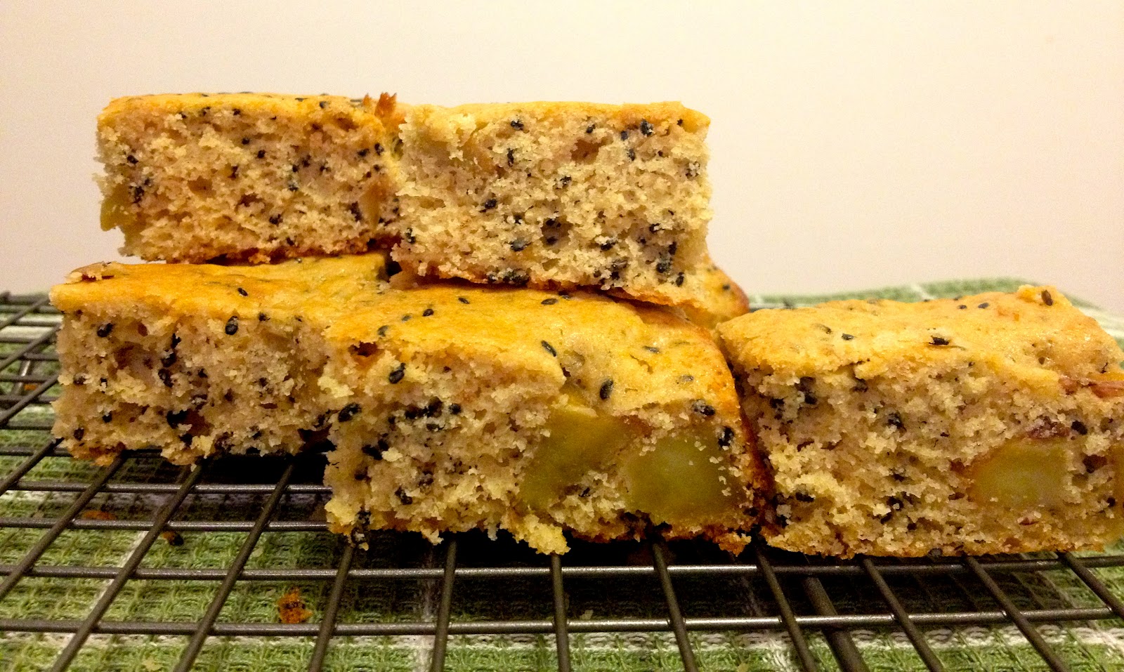 Poppin' kitchen Sweet potato and black sesame seed cake