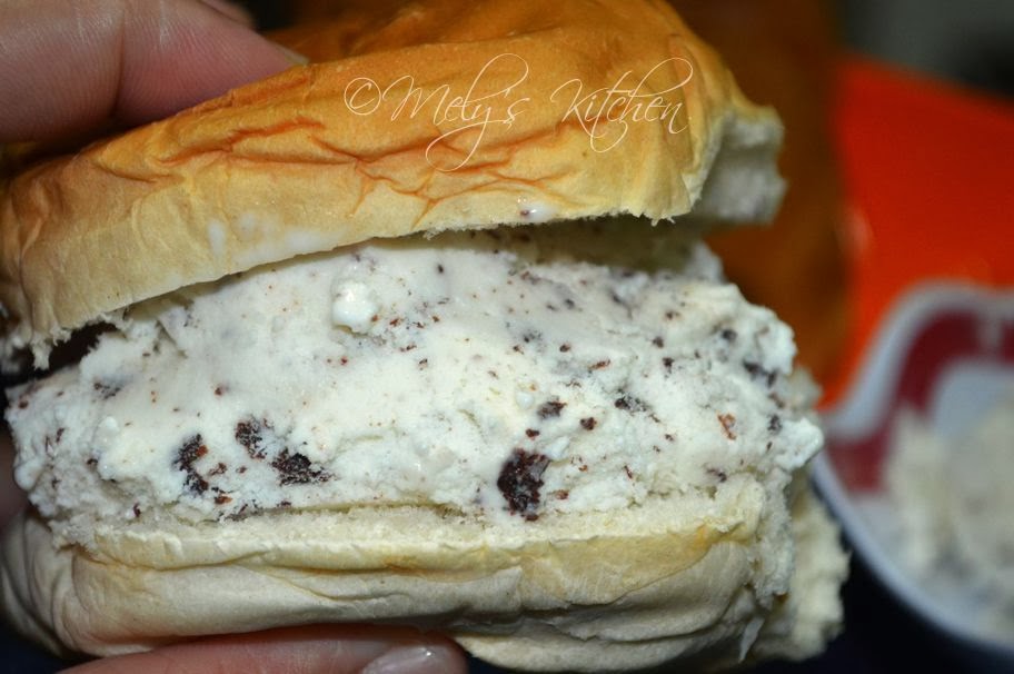 Mely's kitchen Ice Cream sandwich