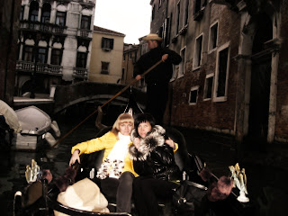 Венеция в декабре. Прогулка на гондоле по венецианским каналам.