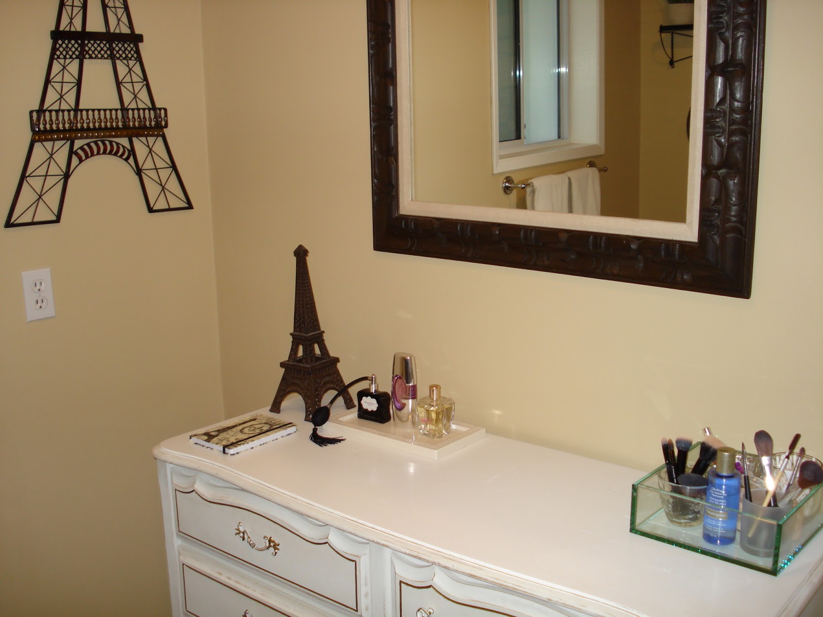 meganloveslulu Paris Bathroom Decor