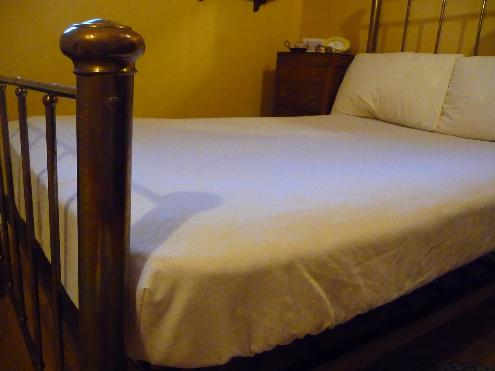 LittleRedSaid....... Adventures in Making 3/4 Fitted Sheets