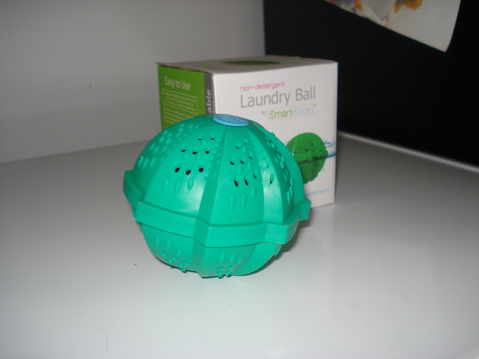 Momma4Life SmartKlean Laundry Ball Review