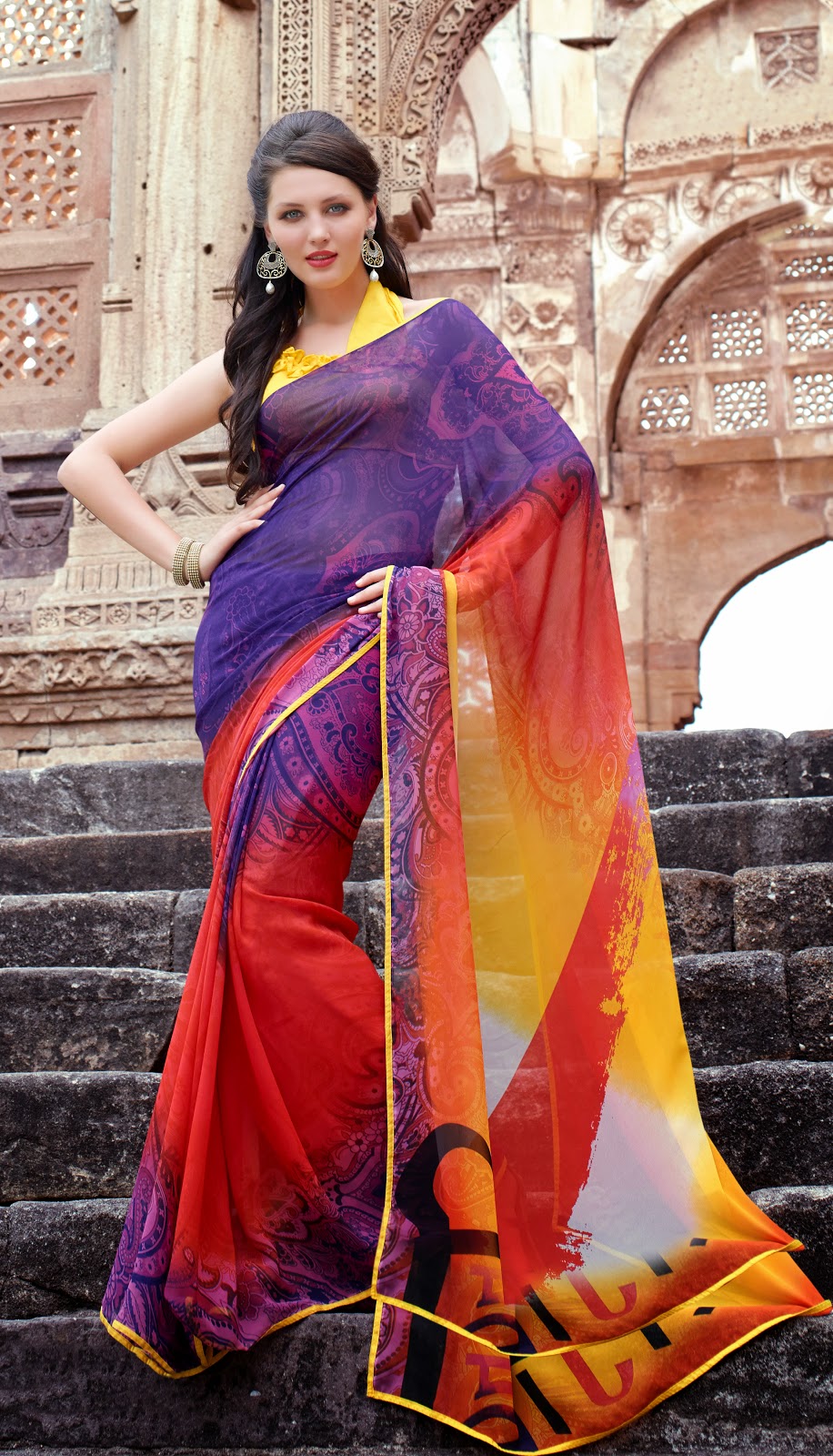 http://www.designersaree.us