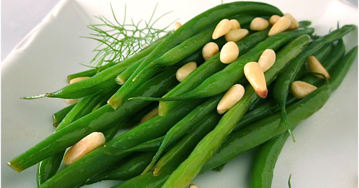 A Guy Who Loves to Cook! Sweet and Crunchy Sautéed Haricots Verts