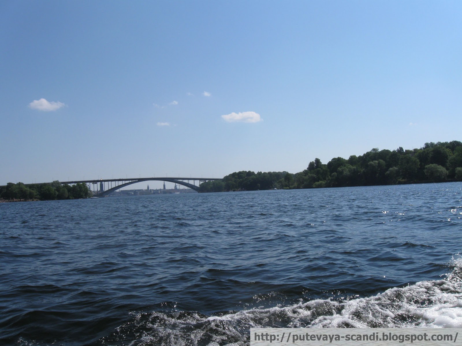 Västerbron летом Västerbron летом