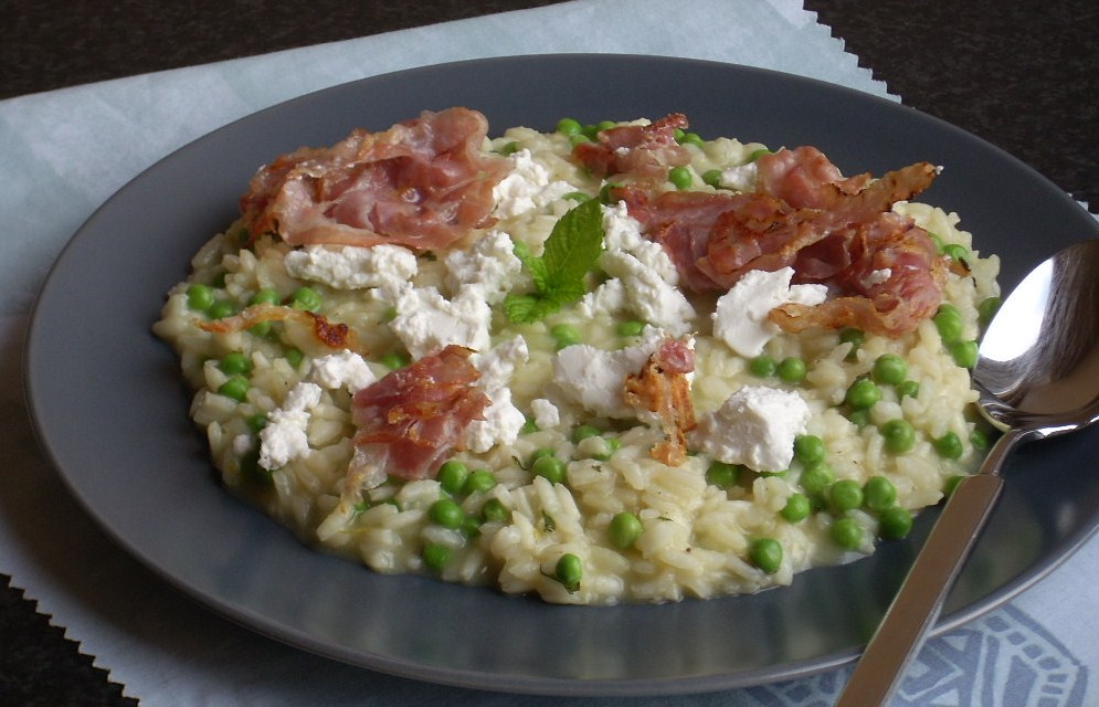 Cook & Book Risotto met doperwtjes, munt en geitenkaas