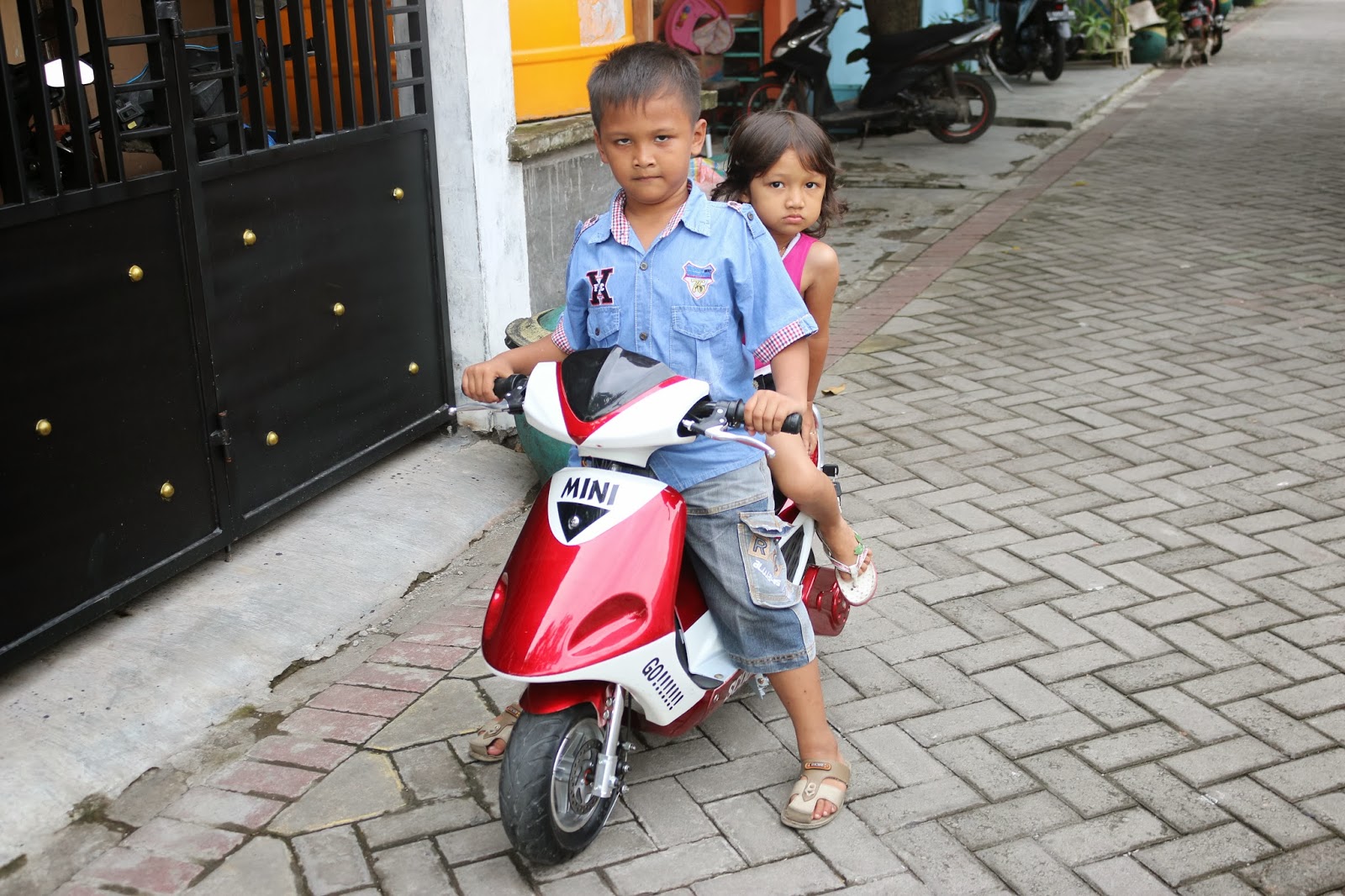SKUTER LISTRIK | SKUTER ELEKTRIK ANAK ANAK VIORA | ELEKTRIK SCOOTER
