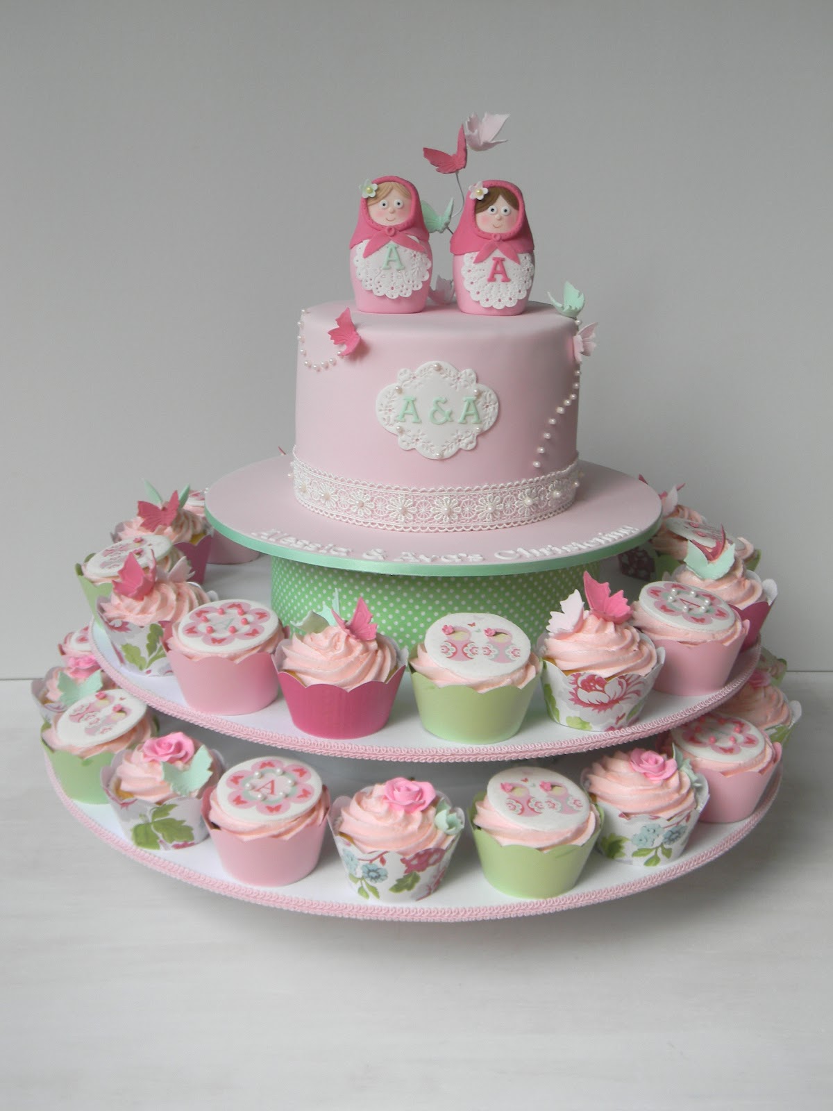 Just call me Martha June cakes