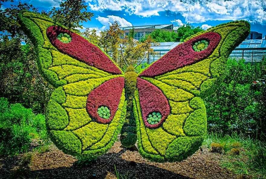 حديقة عامة غاية في الفن والجمال Giant Sculptures Made of Plants and Flowers Giant+Sculptures+Made+of+Plants+and+Flowers+6