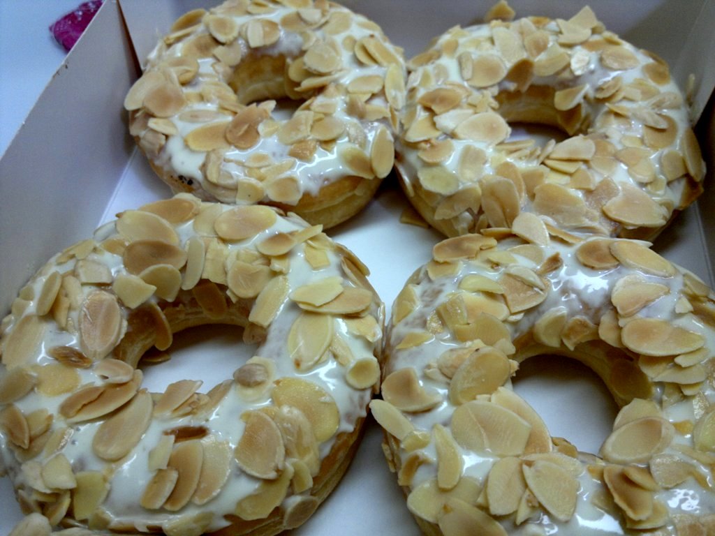 Pinay Foodie J Co’s Alcapone Donut A donut to remember