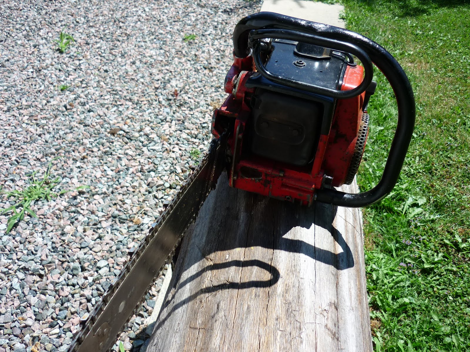 VINTAGE CHAINSAW COLLECTION JONSERED 52E.