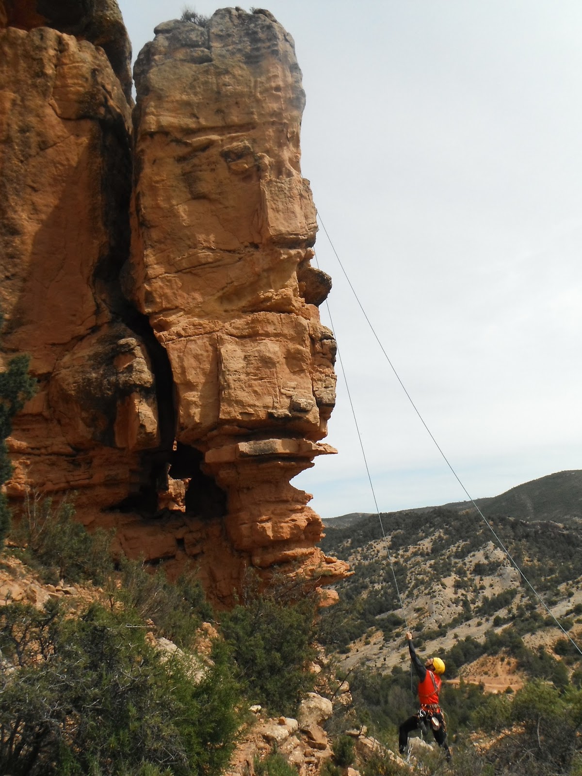 100 PUNTAS INACCESIBLES DE TERUEL: La ilusión es lo que más vale...