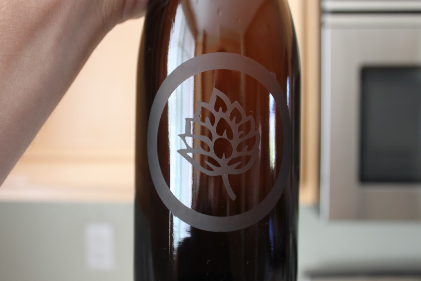 Lewybrewing Glass Bottle Etching Take 2