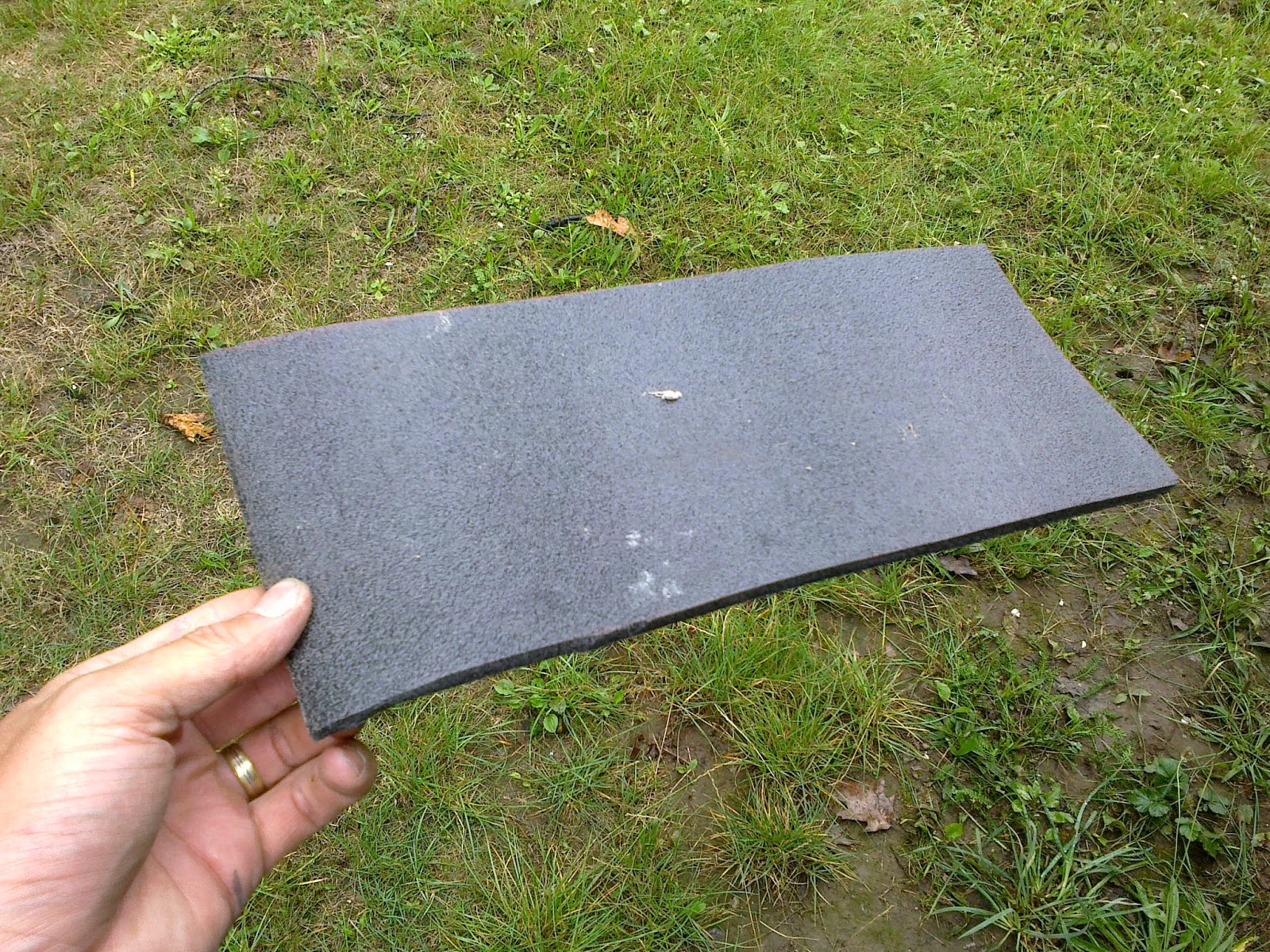 We sail Phobos 21 Trailer support pads repair