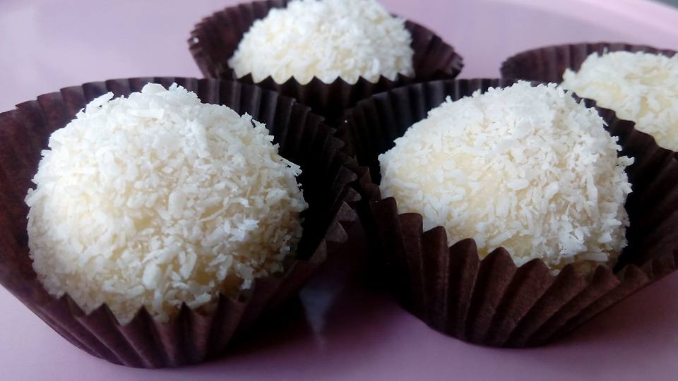 Trufas de chocolate blanco y coco Las recetas de la Vi